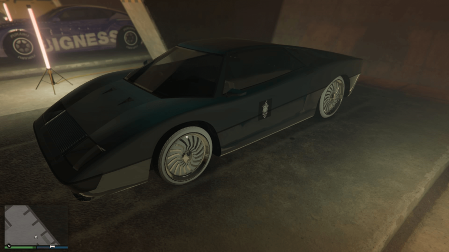 A customized Stromberg in GTA V.